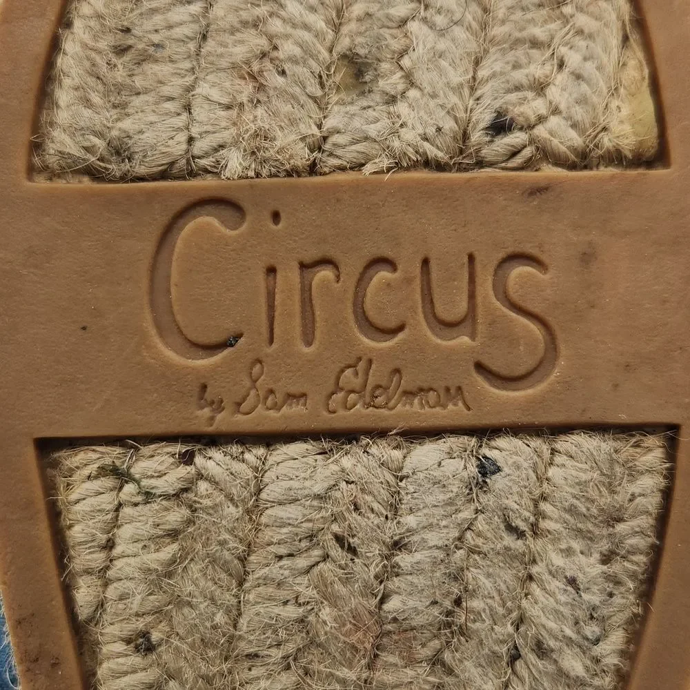 Circus by Sam Edelman's Leni Fries B4 Guys Denium Espadrille flats 8.5